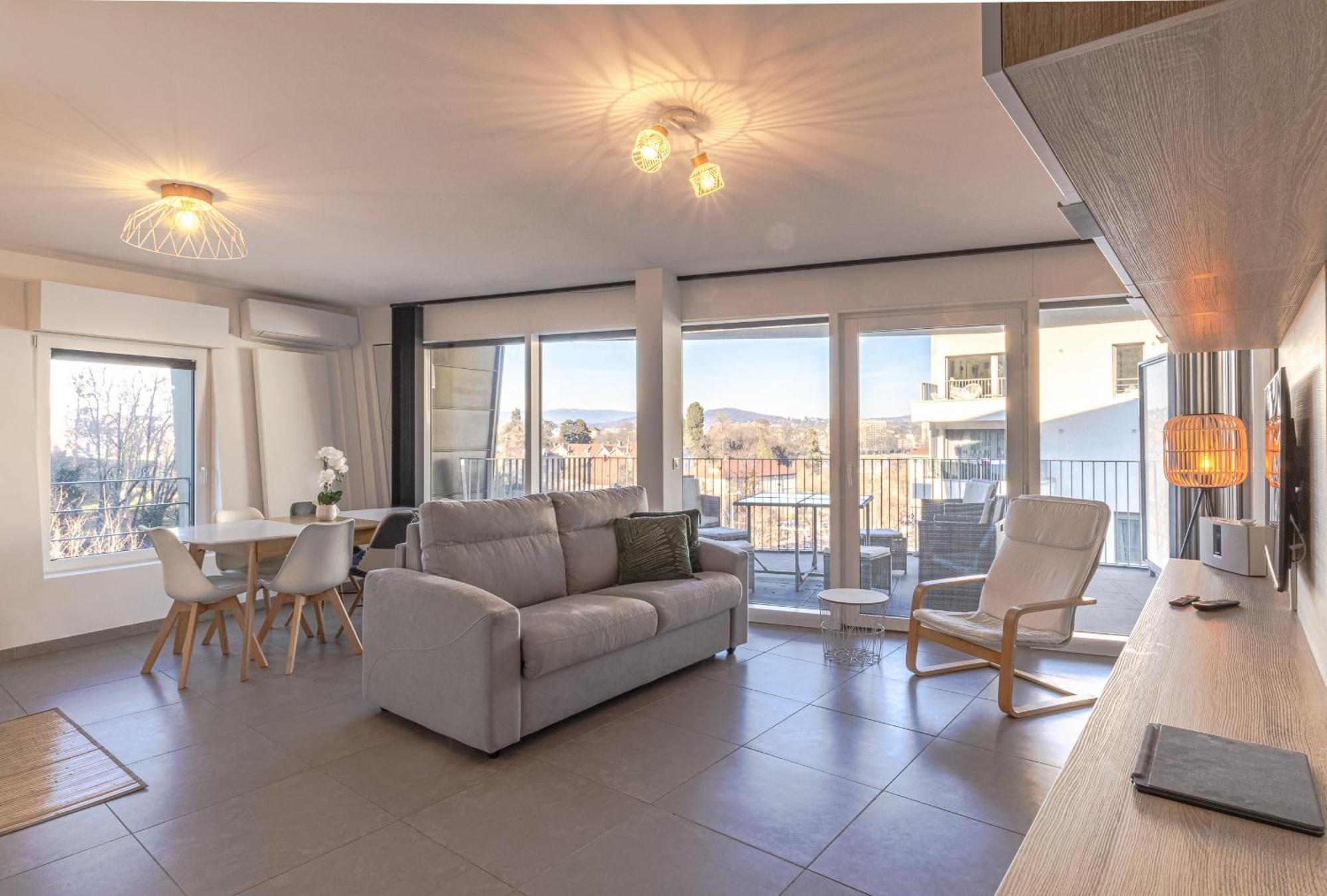 La Plume Vue Lac 3 Etoiles - Garage Prive, Secteur Recherche, Moderne & Tout Equipe, 6 Personnes Annecy Dış mekan fotoğraf