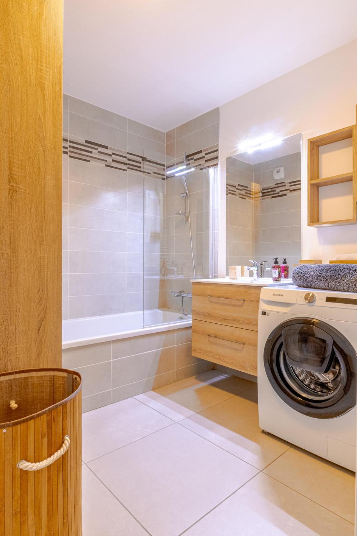 La Plume Vue Lac 3 Etoiles - Garage Prive, Secteur Recherche, Moderne & Tout Equipe, 6 Personnes Annecy Dış mekan fotoğraf